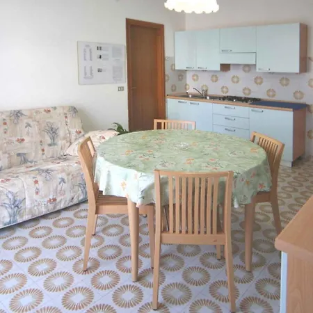 Apartments In Lignano Sabbiadoro 42742 Apartment *
